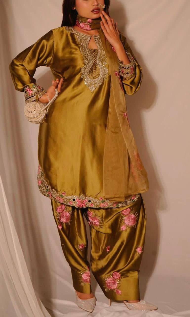 Farshi Palazzo Suit