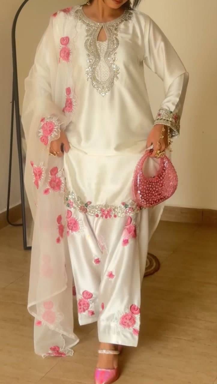 Farshi Palazzo Suit
