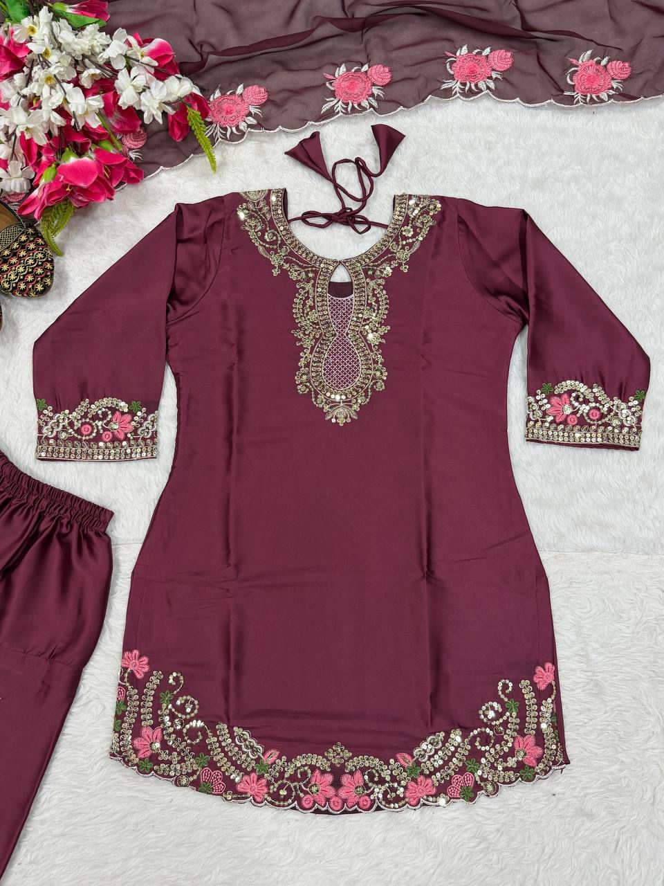 Farshi Palazzo Suit